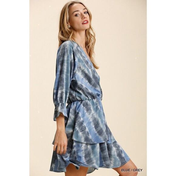 Umgee Tie Dye V Neck Tiered Layered Mini Dress Cuffed Sleeve Size M - Picture 2 of 3